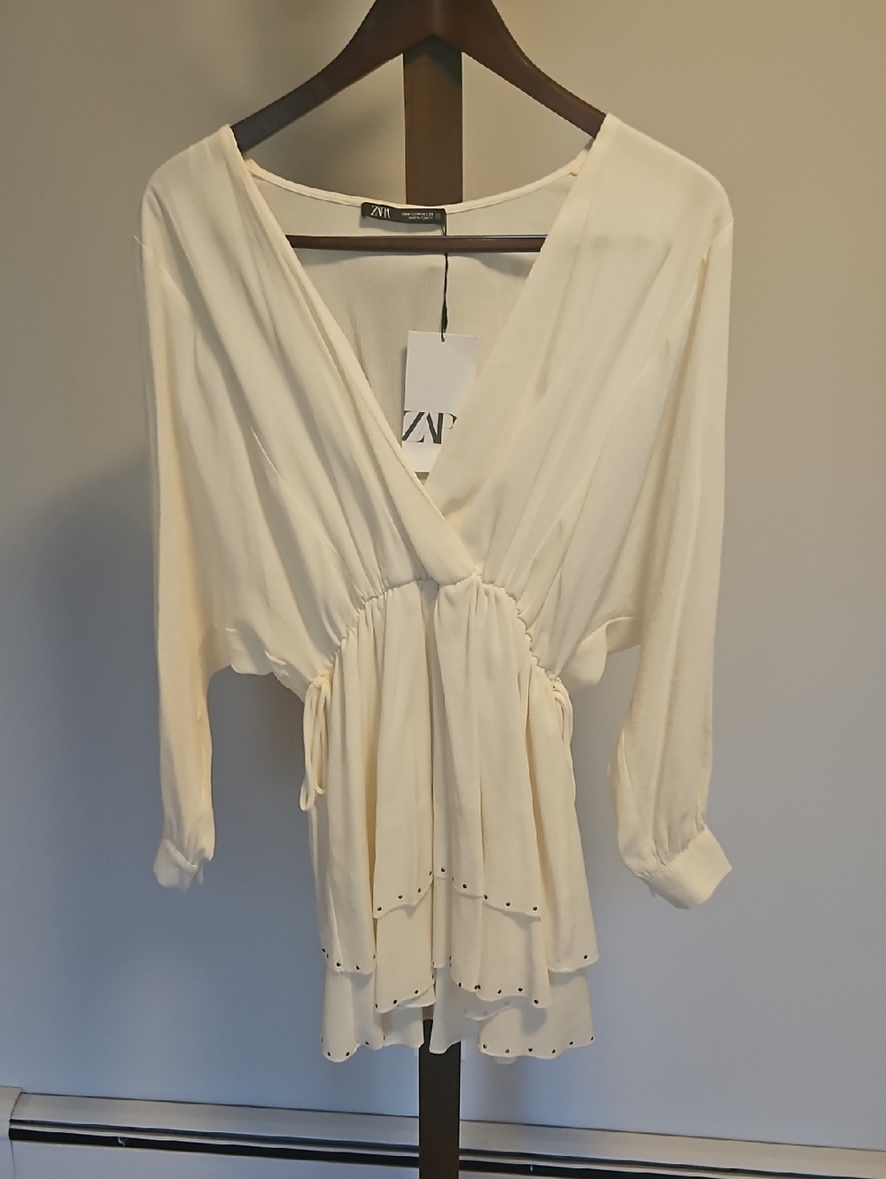 Zara Womens Off-White Wrap Ruffle Blouse Size M